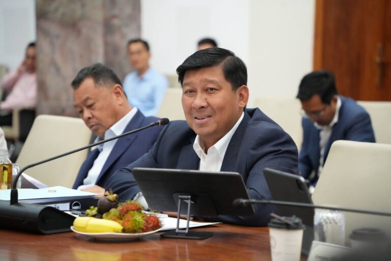 កិច្ចប្រជុំពិភាក្សា និងពិគ្រោះយោបល់លើការរៀបចំលក្ខខណ្ឌនៃការប្រើប្រាស់ដី និងការគ្រប់គ្រងតំបន់រមណីយដ្ឋានបេតិកភណ្ឌពិភពលោកអង្គរ