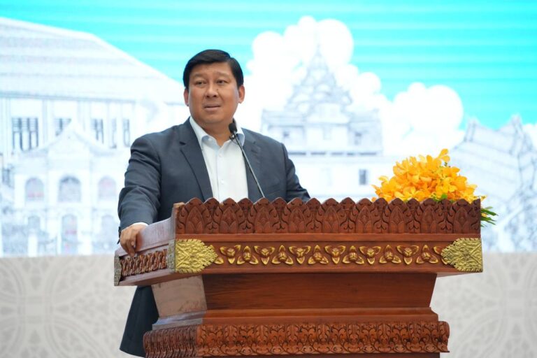 ក្រសួងរៀបចំដែនដី នគរូបនីយកម្ម និងសំណង់ ប្រកាសដាក់ ឱ្យដំណើរការគម្រោងគំនិតផ្ដួចផ្ដើមសាលារៀនកម្ពុជា និងសម្ពោធកម្មវិធីស្ថាបត្យកម្មខ្មែរ