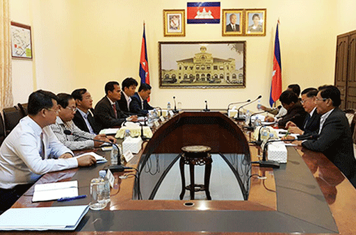 H.E. Prak Sokhonn met with Board of Engineers Cambodia