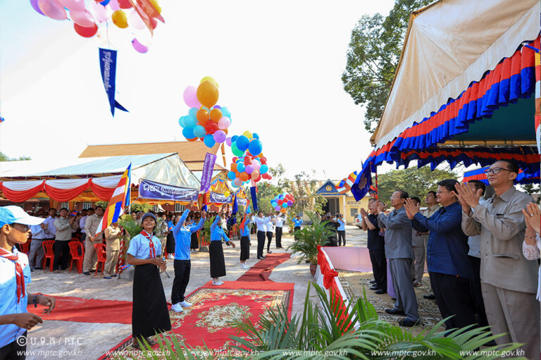 ​​ឯកឧត្តម​រដ្ឋមន្ត្រី​ ​ត្រាំ​ អុី​វ​តឹក​ ​អញ្ជើញ​ជា​អធិបតី​ក្នុង​ពិធី​រំលឹក​ខួប​លើក​ទី​៤​០​ ​អប​អរសាទរ​ថ្ងៃ​ជ័យ​ជម្នះ​ ​៧​មករា​ ​នៅ​ស្រុក​ទឹកផុស​ ​ខេត្ត​កំពង់ឆ្នាំង​