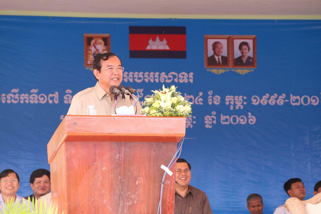 Preah Vihear, February 15, 2016: H.E. Prak Sokhonn, Minister of Posts and Telecommunications and First Vice President of Cambodian Mine Action and Victim Assistance Authority Presided over the 17th Anniversary of National Mine Awareness Day (February 24 1999-2016).​