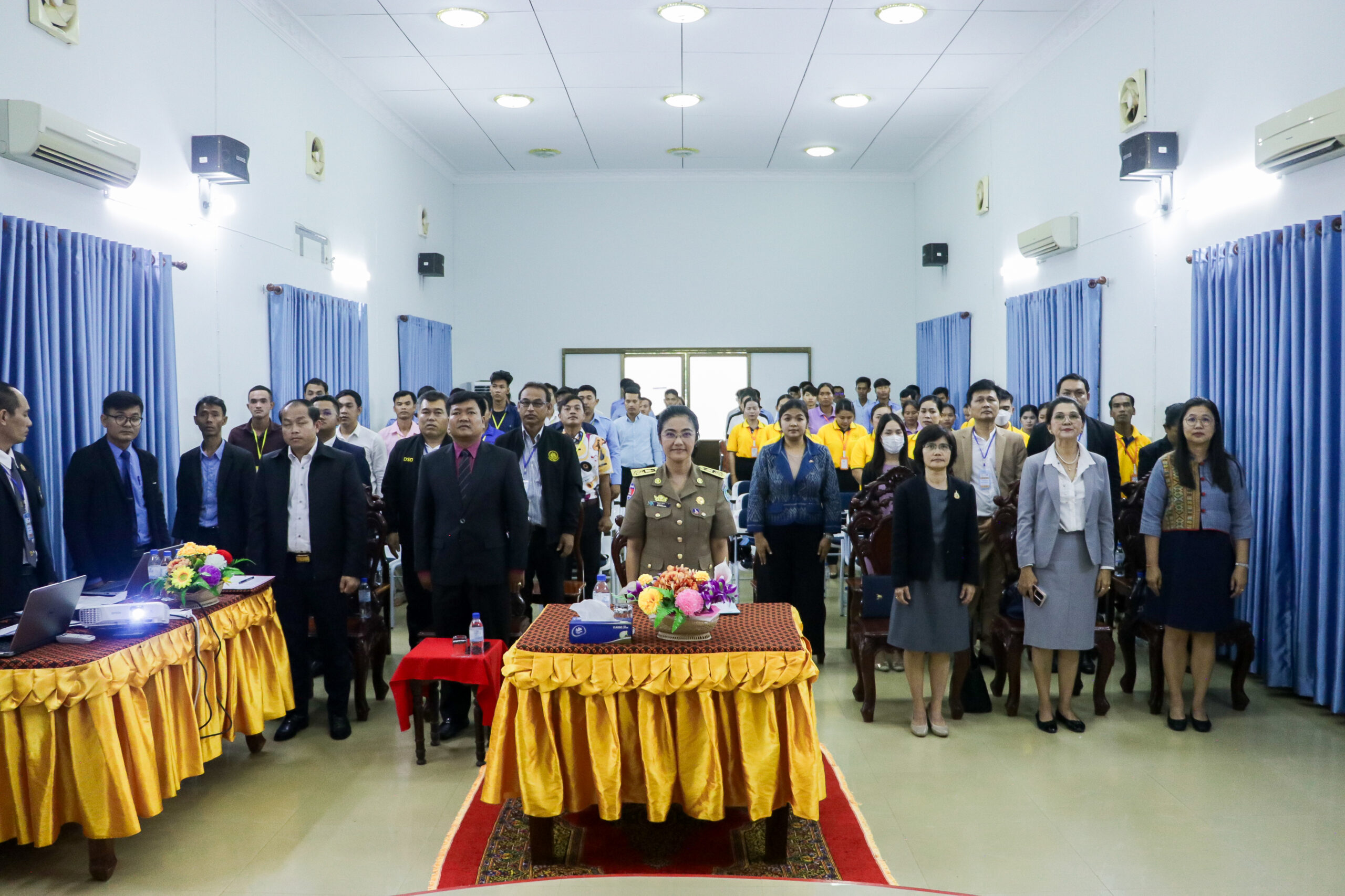លោកជំទាវ មិថុនា ភូថង អភិបាល នៃគណៈអភិបាលខេត្តកោះកុង បានអញ្ជើញជាអធិបតី ក្នុងពិធីបិទវគ្គបណ្តុះបណ្តាល ស្តីពីសេវាកម្មគេហកិច្ចផ្នែកសណ្ឋាគារ កម្មវិធី Microsoft កម្រិតខ្ពស់ និងការជួសជុលម៉ាស៊ីន ធុនតូចវិស័យកសិកម្ម