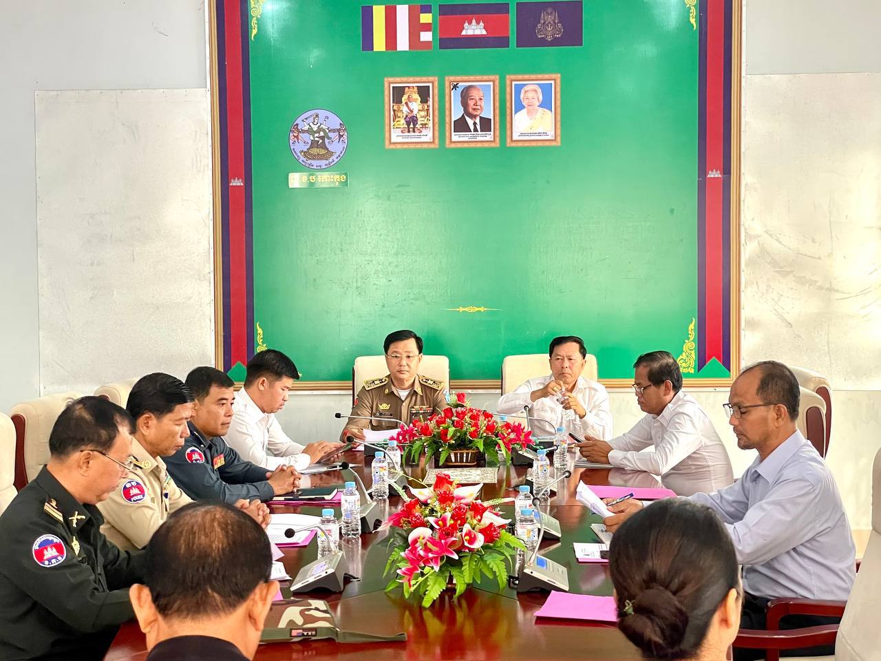 លោក សុប ប៉ាស្សារី អភិបាលរង នៃគណ:អភិបាលក្រុង ចូលរួមកិច្ចប្រជុំជាមួយភាគីពាក់ព័ន្ធ ស្ដីពីការចាក់មេក្រូចល័ត ការបិទផ្សាយបញ្ជីបោះឆ្នោតដំបូង និងការដាក់ ការទទួល ការដោះស្រាយពាក្យបណ្ដឹងតវ៉ា ឬពាក្យបណ្ដឹងជំទាស់ទាក់ទងនឹងបញ្ជីបោះឆ្នោតដំបូង ឆ្នាំ២០២៤