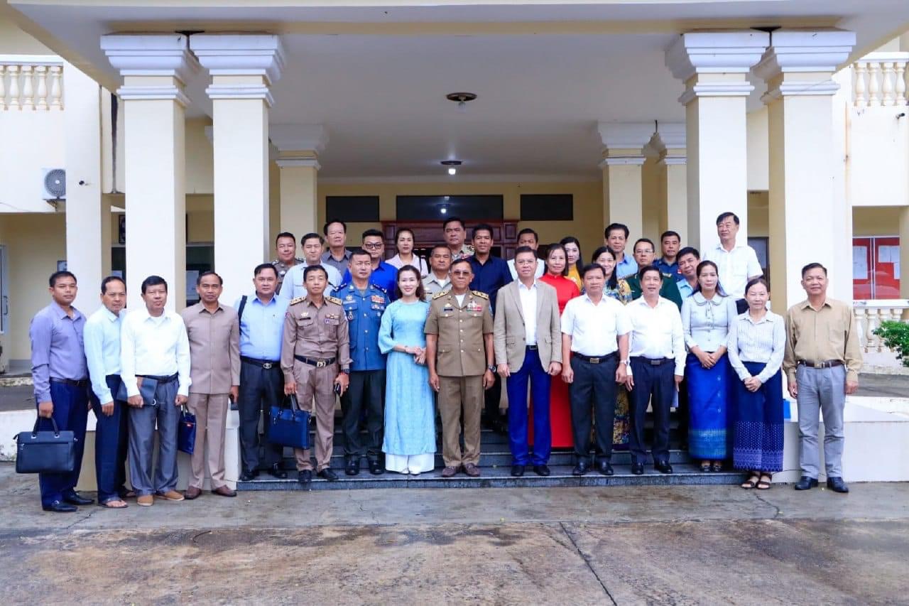 លោកស្រី​ សម្បូរ​ សុភា​ ប្រធានមន្ទីរវប្បធម៌​ ចូលរួមពិធីចុះហត្ថលេខាលេីកិច្ចសហប្រតិបត្តិការ​ ក្នុងការរុករក​ ការជីកគាស់​ និងការធ្វេីមាតុភូមិនិវត្តន៍នូវអដ្ឋិធាតុកងទ័ពស្មគ្រ័ចិត្ត​ និងនាក់ជំនាញការវៀតណាមដែលបានពលីកាលពីសម័យសង្រ្គាមនៅកម្ពុជា