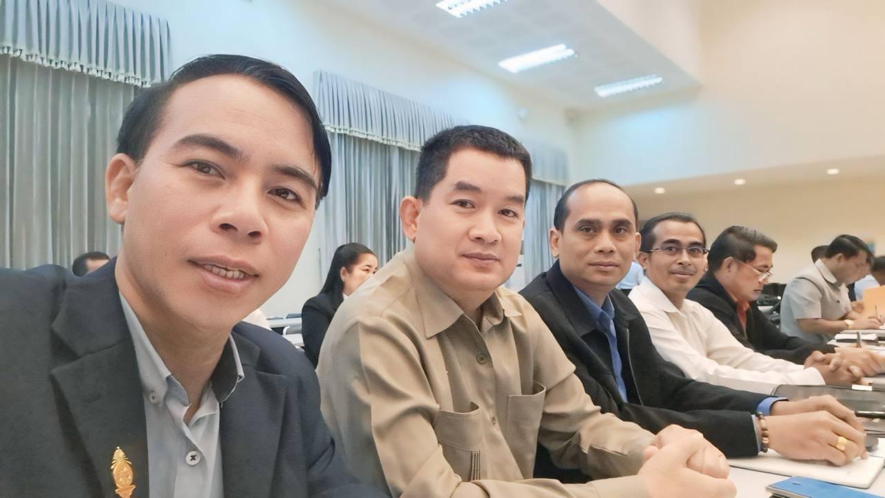 លោក​ អ៊ូច​ ទូច​ ប្រធានមន្ទីរធម្មការ និងសាសនាខេត្ត បានអញ្ជេីញចូលរួមកិច្ចប្រជុំ ពិភាក្សាជុំវិញការងារគ្រឹស្តសាសនានិកាយប្រូតេស្តង់