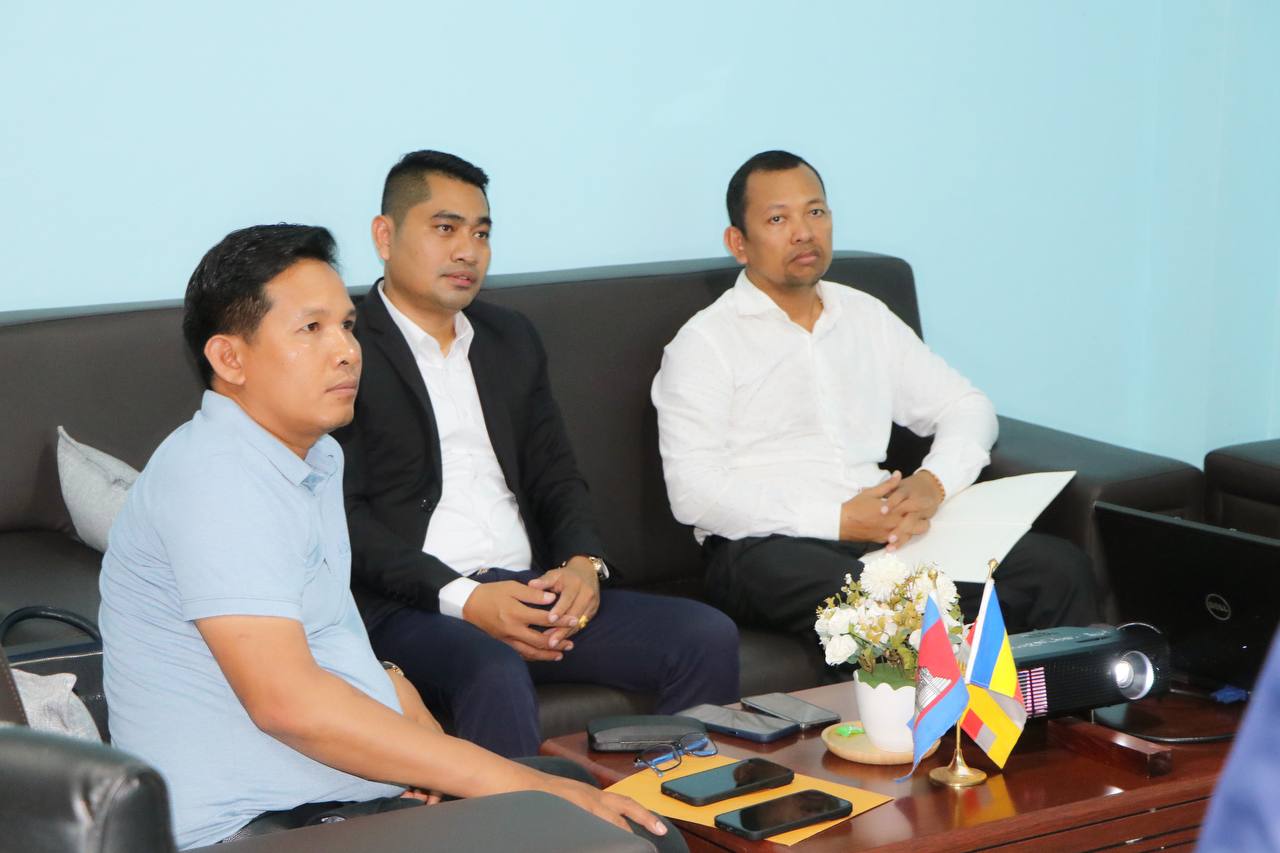 លោក សុខ​ វីន ប្រធានការិយាល័យបឋមសិក្សា តំណាងលោក ង៉ែត ឡឹង ប្រធានមន្ទីរអប់រំ យុវជន និងកីឡាខេត្តកោះកុង បានអញ្ជើញប្រជុំពិភាក្សាការងារជាមួយក្រុមហ៊ុន ខេមមីស (CAMIS) Solution