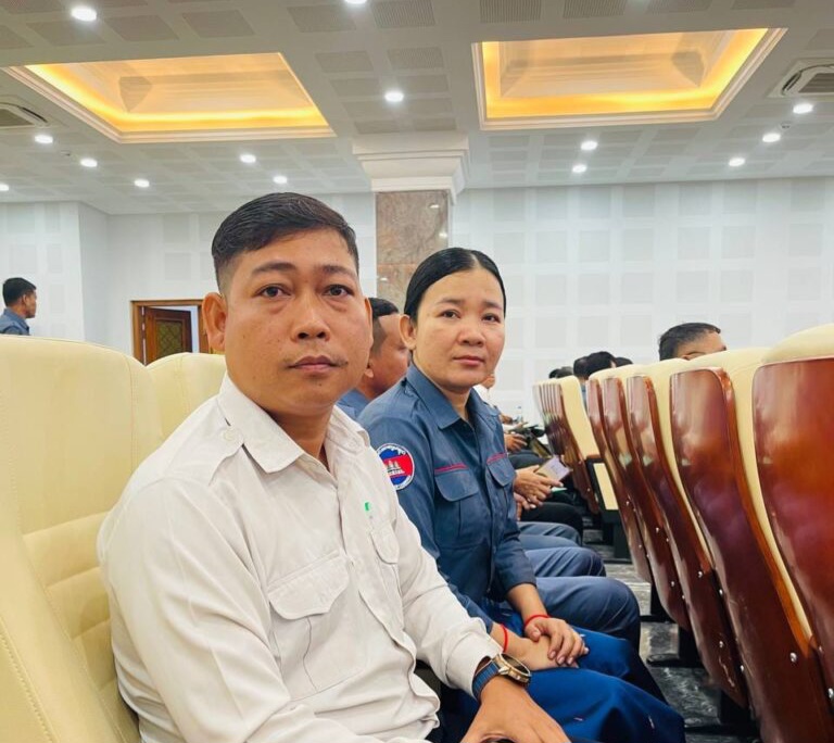 លោក ស៊ិន សុច័ន្ទ អនុប្រធានការិយាល័យរៀបចំដែនដី នគរូបនីយកម្ម សំណង់ និងភូមិបាលស្រុក ចូលរួមវគ្គបណ្តុះបណ្តាលផ្ទៃក្នុងកម្រិត១(វគ្គ៧)ស្តីពីការកសាងសមត្ថភាពមន្ត្រីរាជការ នៅទីស្តីការក្រសួងរៀបចំដែនដី នគរូបនីយកម្ម និងសំណង់