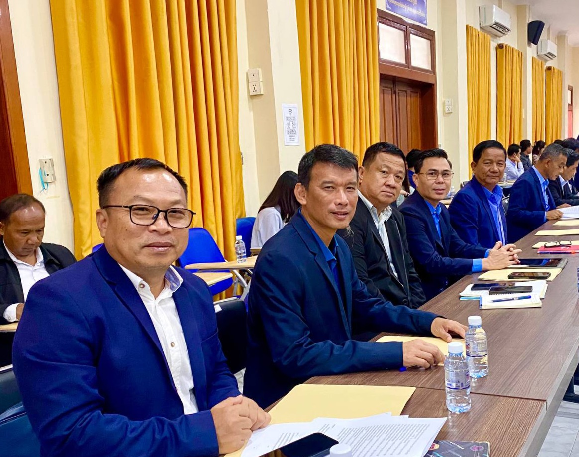 លោក ស្រេង ហុង អភិបាលរង នៃគណៈអភិបាលខេត្តកោះកុង បានអញ្ជើញចូលរួម ក្នុងកិច្ចប្រជុំគណៈកម្មាធិការកែទម្រង់រដ្ឋបាលសាធារណៈ(គ.ក.ស.)