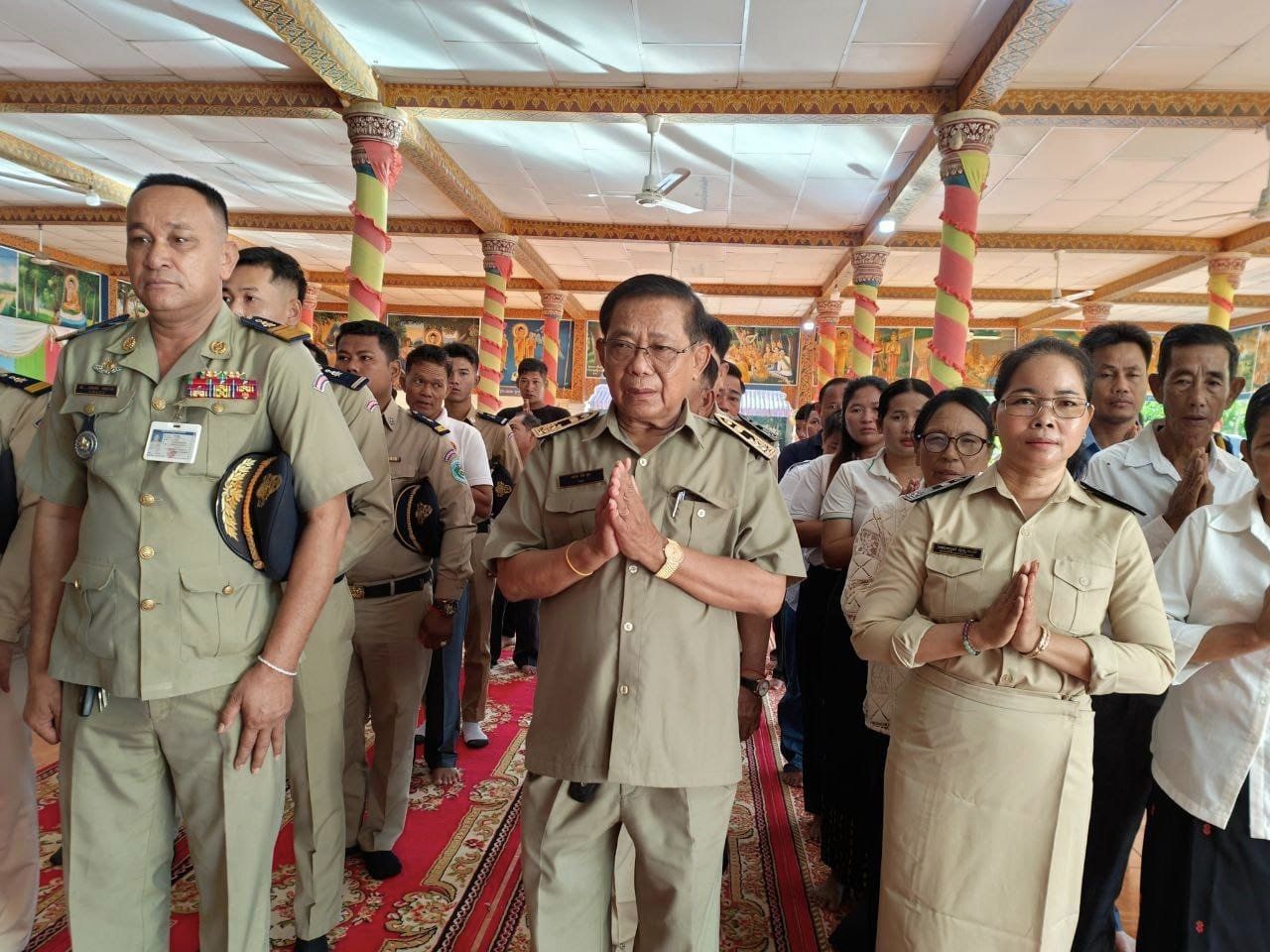 រដ្ឋបាលឃុំថ្មស ព្រមទាំងបណ្ដាលអង្គភាពនៅក្នុងមូលដ្ឋានឃុំថ្មស បានចូលរួមថ្វាយព្រះមហារាជកុសលថ្វាយដួងព្រះវិញ្ញាណក្ខន្ធ ព្រះបាទសម្តេចព្រះ នរោត្តម សីហនុ ព្រះវររាជបិតាឯករាជ្យ បូរណភាពទឹកដី និងឯកភាពជាតិ «ព្រះបរមរតនកោដ្ឋ» ក្នុងឱកាសនៃព្រះរាជខួបគម្រប់ ១២ ឆ្នាំ នៃការយាងចូលព្រះទិវង្គតនៃអង្គព្រះករុណាព្រះមហាវីរក្សត្រជាទីសក្ការៈដ៏ខ្ពង់ខ្ពស់បំផុត