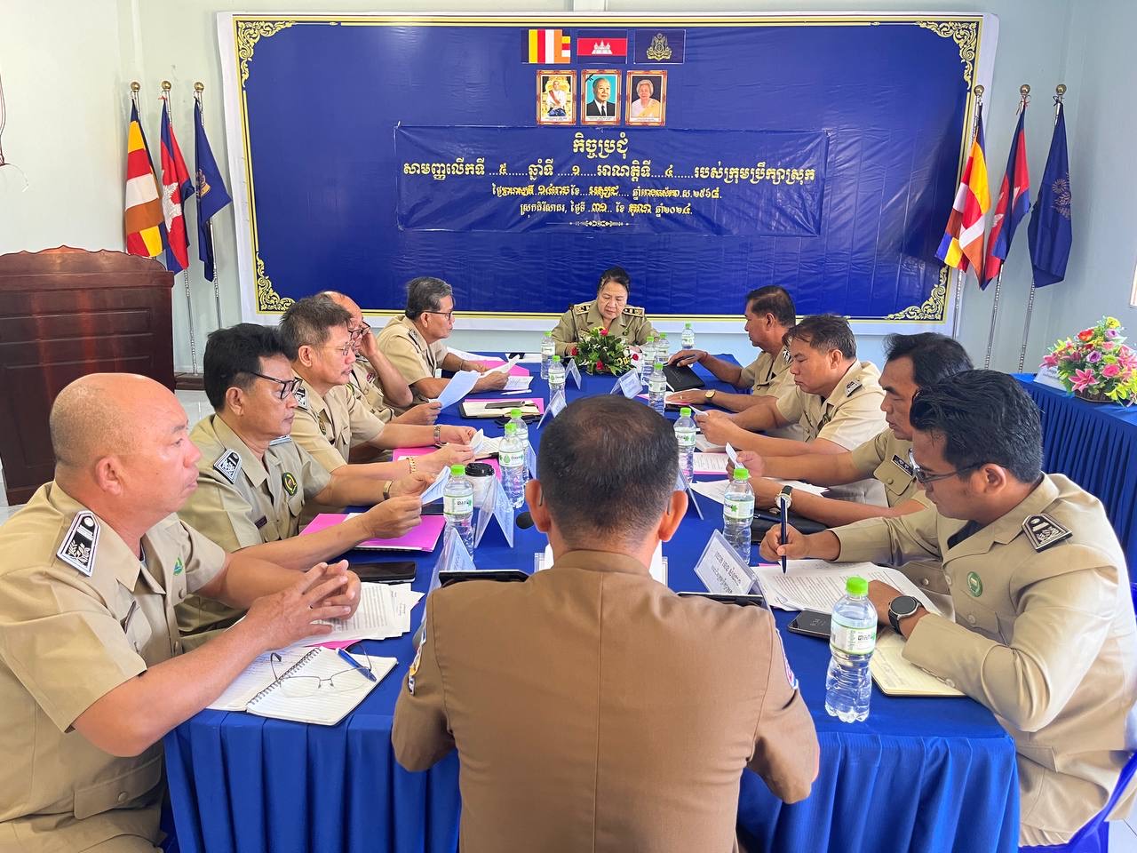 លោកស្រី សុខ វណ្ណដេត ប្រធានក្រុមប្រឹក្សាស្រុកគិរីសាគរ ជាប្រធានអង្គប្រជុំបានដឹកនាំកិច្ចប្រជុំសាមញ្ញលើកទី៥ ឆ្នាំទី១ អាណត្តិទី៤ របស់ក្រុមប្រឹក្សាស្រុកគិរីសាគរ