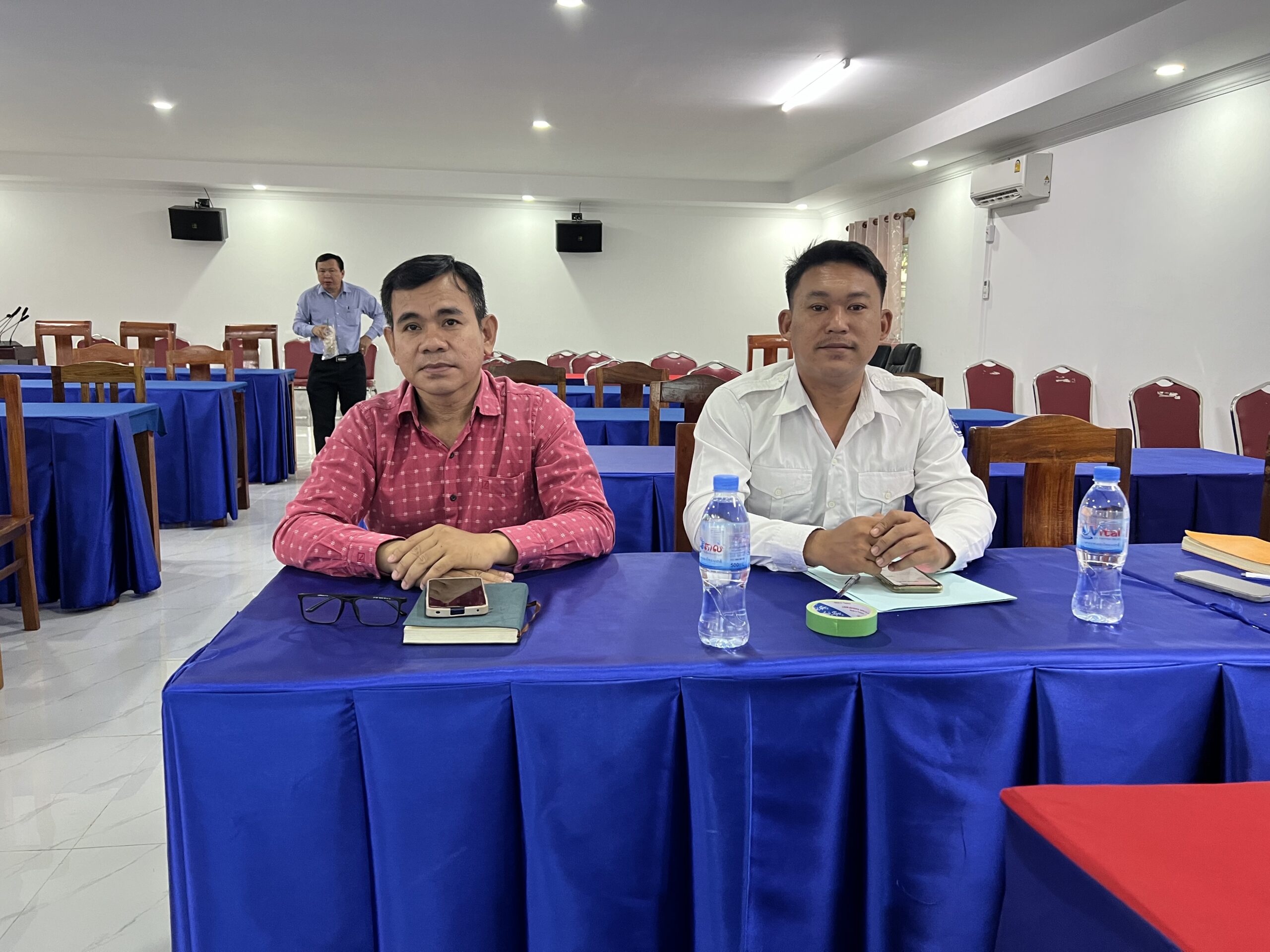 លោក ហួ ងី អនុប្រធានមន្ទីរផែនការខេត្តកោះកុង ដឹកនាំក្រុមការងារCPIមន្ទីរផែនការ ចូលរួមវគ្គបណ្តុះបណ្តាលស្ដីពី ការប្រមូលទិន្នន័យសន្ទស្សន៍ថ្លៃប្រើប្រាស់ប្រចាំខែដោយប្រើថេប្លេត