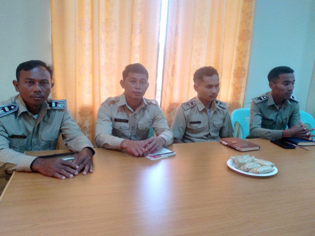 លោក ម៉ែន វិបុល ជំទប់ទី២ និងលោក ផាន់ ផេង សមាជិកក្រុមប្រឹក្សាឃុំជីផាត ចូលរួមក្នុងកិច្ចប្រជុំសាមញ្ញលើកទី៥ អាណត្តិទី៤ របស់ក្រុមប្រឹក្សាស្រុកថ្មបាំង។