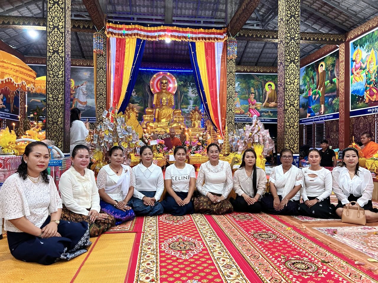 រដ្ឋបាលស្រុកថ្មបាំង បានចូលរួមពិធីសូត្រមន្តបុណ្យកឋិនទានសាមគ្គី នៅវត្តព្រះពុទ្ធថ្មបាំង
