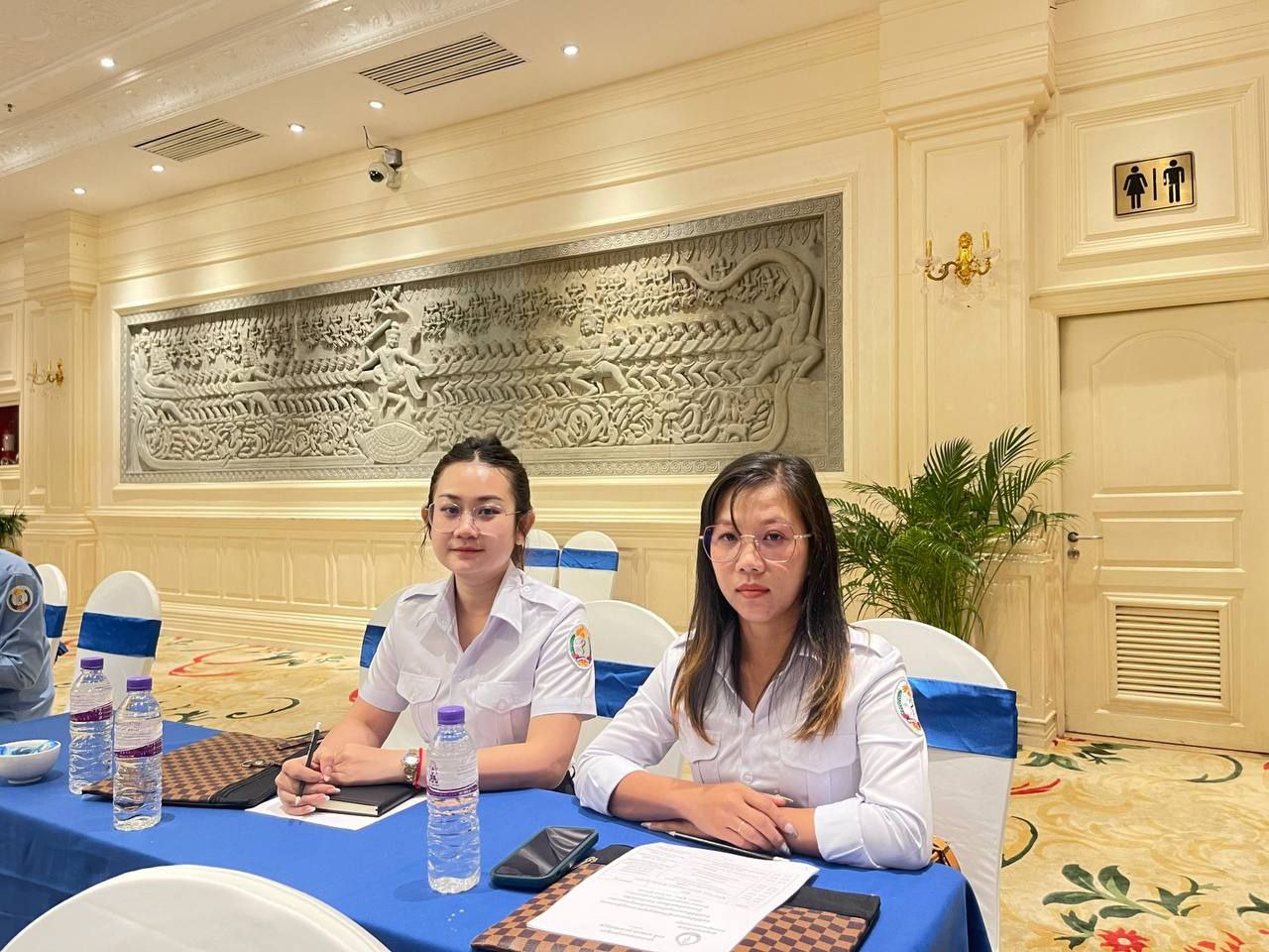 មន្ត្រីការិយាល័យគណនេយ្យ និងហិរញ្ញវត្ថុ នៃមន្ទីរសុខាភិបាលខេត្តកោះកុង ២រូប បានចូលរួមសិក្ខាសាលាស្តីពីការផ្សព្វផ្សាយបទបញ្ញត្តិសវនកម្ម និងនីតិវិធីសវនកម្មលើ គម្រោងលើកកម្ពស់គុណភាពនិងសមធម៌សុខាភិបាល ដំណាក់កាលទី២ ចាប់ពីថ្ងៃទី១០-១១ តុលា ២០២៤ នៅខេត្តសៀមរាប