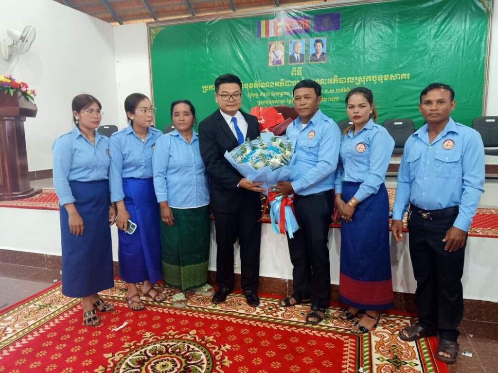 រដ្ឋបាលស្រុកបូទុមសាគរ សូមថ្លែងអំណរគុណយ៉ាងជ្រាលជ្រៅជូនចំពោះ សមាគមសិស្ស និស្សិតបញ្ញវន្ត ក្មេងវត្ត ស្រុកបូទុមសាគរ ដែលបានឧបត្ថម្ភថវិកាចំនួន ១៥០.០០០រៀល (មួយរយហាសិបពាន់រៀលគត់) ជូនរដ្ឋបាលស្រុកសម្រាប់ចូលរួមក្នុងពិធីប្រណាំងទូក ប្រកួតសម្រស់ស្ត្រីមជ្ឈឹមវ័យ និងតាំងពិព័រណ៍លក់ផលិតផលនានា ក្នុងព្រះរាជពិធីបុណ្យអុំទូក បណ្តែតប្រទីប និងសំពះព្រះខែ អកអំបុក នាថ្ងៃទី១៤-១៦ ខែវិច្ឆិកា ឆ្នាំ២០២៤ នៅមុខសាលាខេត្តកោះកុង