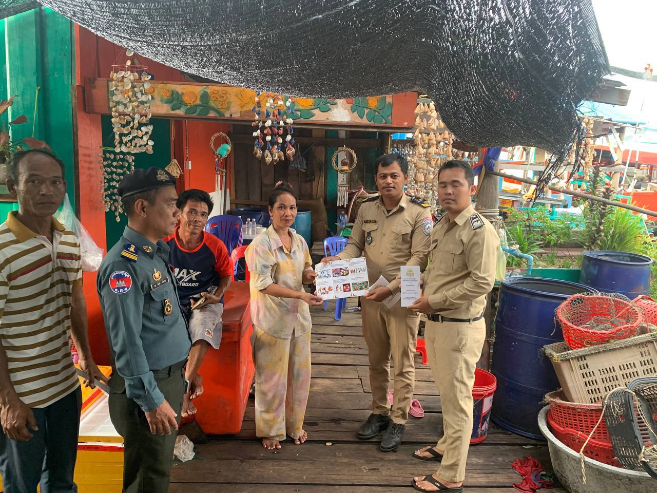 រដ្ឋបាលឃុំកោះស្ដេច បានចុះផ្សព្វផ្សាយគោលនយោបាយ​ “ភូមិ​ ឃុំ-សង្កាត់មានសុវត្ថិភាព”​ ដែលជា គោលការណ៍របស់រាជរដ្ឋាភិបាល