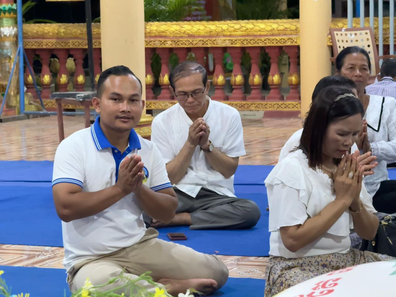 លោក ហួន ណាក់ ជុំទប់ទី២ បានកម្លាំងប៉ុស្ដិ៍នគរបាលរដ្ឋបាល និងប្រជាការពារភូមិ ចូលរួមសម្របសម្រួលក្នុងពិធីបុណ្យកឋិនទានសាមគ្គីនៅវត្តពោធិគិរីមនោរម្យ ហៅវត្តតាតៃភូមដូង។