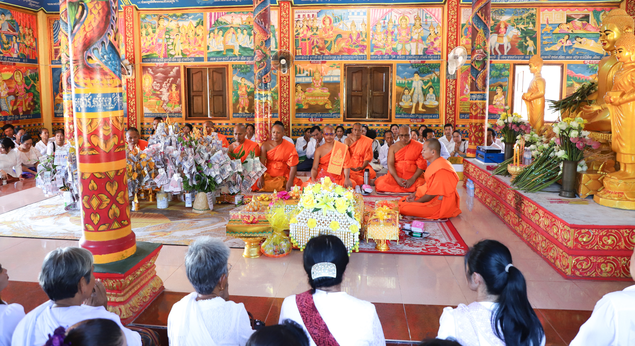 លោកជំទាវ មិថុនា ភូថង អភិបាល នៃគណៈអភិបាលខេត្តកោះកុង បានអញ្ជើញដង្ហែអង្គកឋិនទានមហាសាមគ្គី ទៅកាន់វត្តឧទ័យ្យារាម (ហៅវត្តជ្រោយប្រស់) ស្ថិតក្នុងឃុំជ្រោយប្រស់ ស្រុកកោះកុង ខេត្តកោះកុង