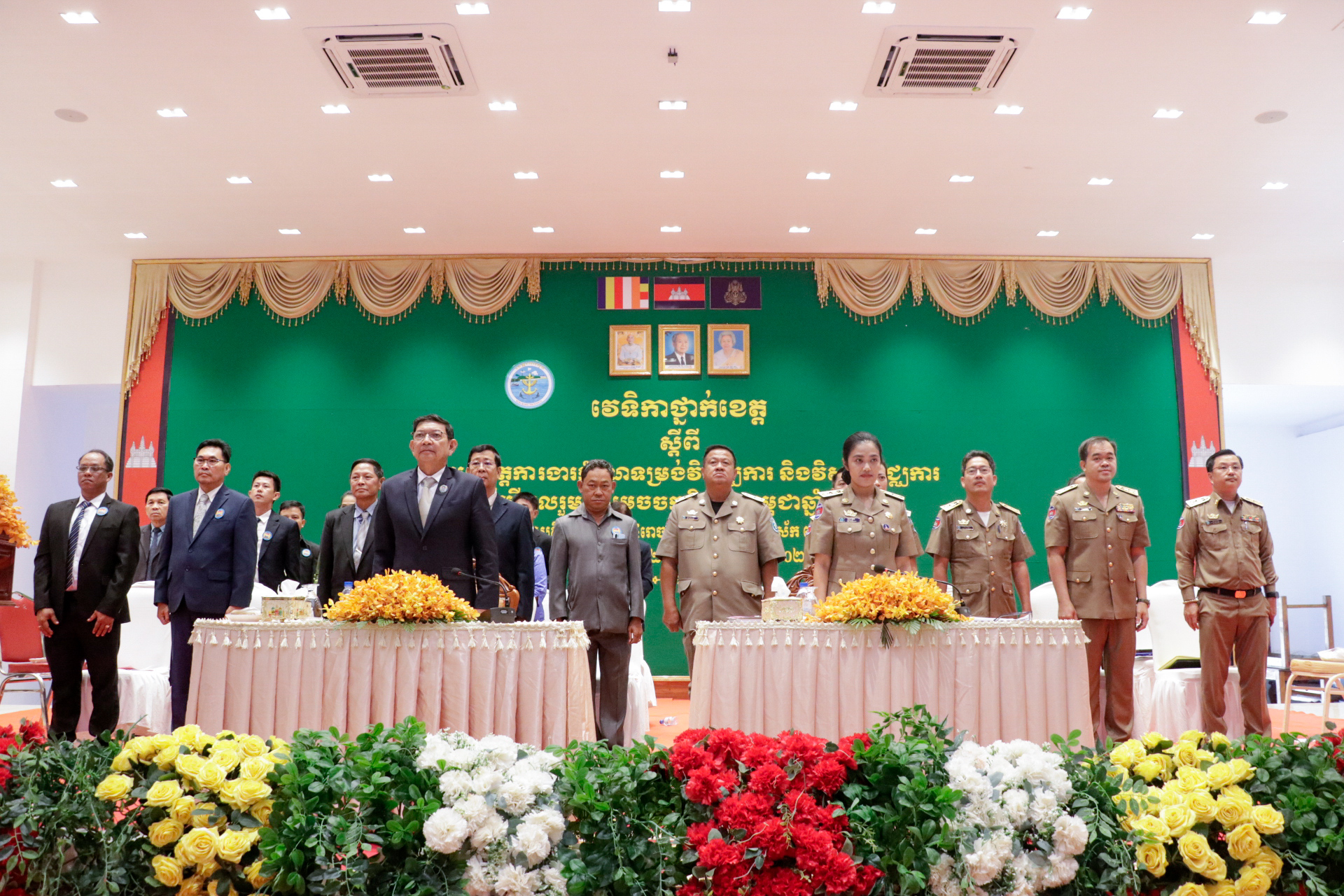 លោកជំទាវ មិថុនា ភូថង អភិបាល នៃគណៈអភិបាលខេត្តកោះកុង ថ្លែងក្នុងពិធីបោទ វេទិកា ស្តីពី«កំណែទម្រង់វិមជ្ឈការ និងវិសហមជ្ឈការ»