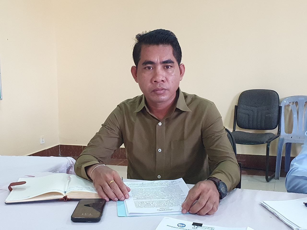 លោក ខេង សំខាន់ អភិបាលរងស្រុកបូទុមសាគរ តំណាង លោក ក្រូច បូរីសីហា អភិបាល នៃគណៈអភិបាលស្រុកបូទុមសាគរ បានដឹកនាំក្រុមការងារស្រុក អាជ្ញាធរ ភូមិឃុំ ចុះត្រួតពិនិត្យទីតាំងដីស្នើសុំចុះបញ្ចីចេញប័ណ្ណកម្មសិទ្ធចំនួន០២ទីតាំង របស់ឈ្មោះ តន់ វុទ្ធី ដែលមានទីតាំងស្ថិតក្នុងភូមិបាក់រនាស់ និងភូមិទួលពោធិ៍ ឃុំតានូន ស្រុកបូទុមសាគរ ខេត្តកោះកុង