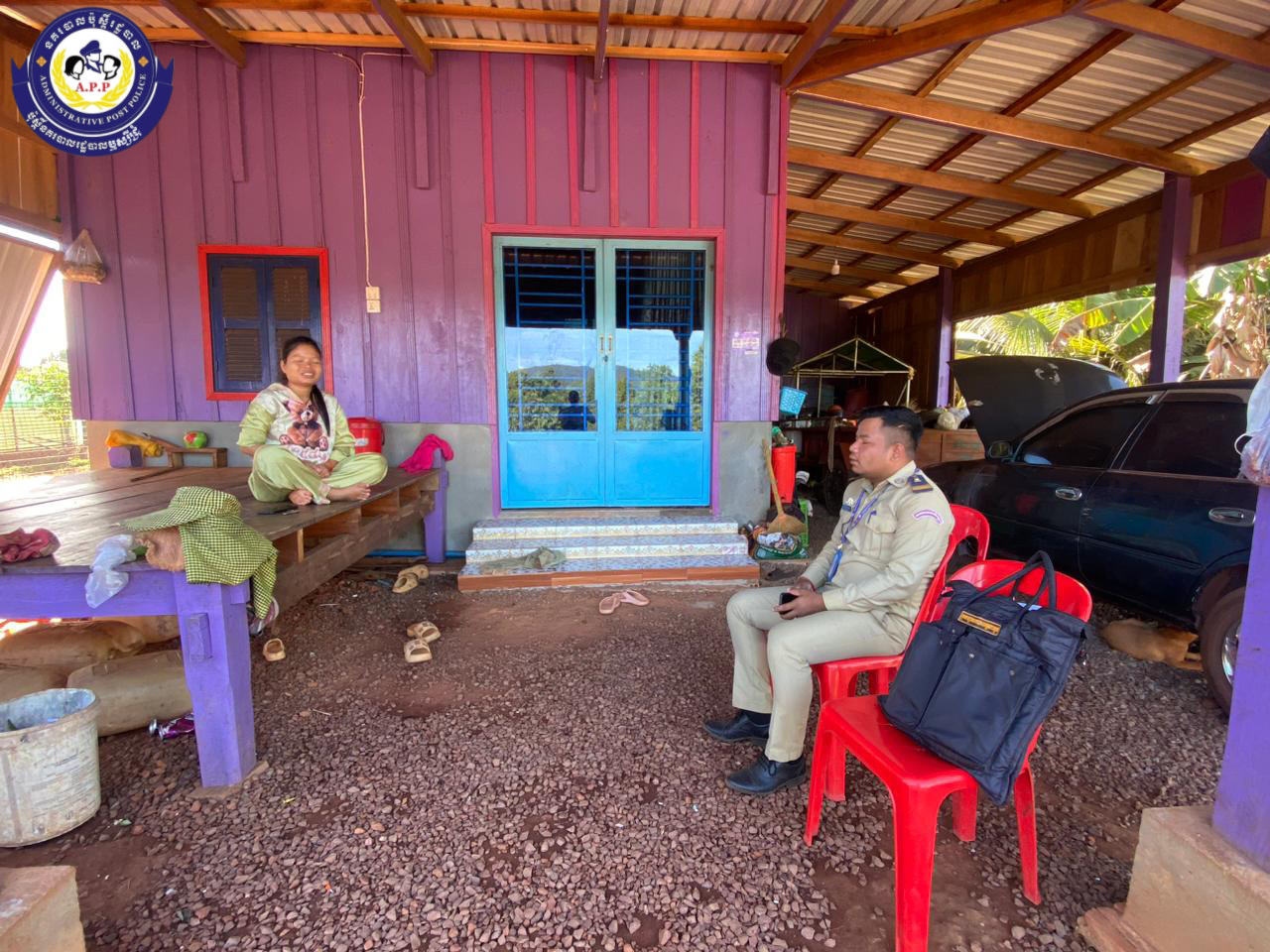កម្លាំងប៉ុស្ដិ៍នគរបាលរដ្ឋបាលឬស្សីជ្រុំ បានចុះល្បាតក្នុងមូលដ្ឋាននិងចុះសួរសុខទុក្ខប្រជាពលរដ្ឋតាមខ្នងផ្ទះ