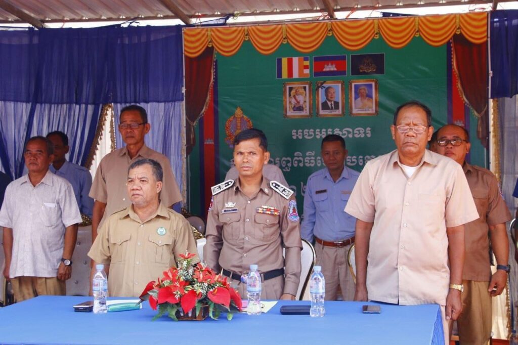 លោក កែវ នីបូរ៉ា សមាជិកក្រុមប្រឹក្សាស្រុក លោក សាត សុមុនី សមាជិកក្រុមប្រឹក្សាស្រុក លោក ពេជ្រ សិលា អភិបាលរង តំណាងលោក ក្រូច បូរីសីហា អភិបាល នៃគណៈអភិបាលស្រុកបូទុមសាគរ  បានអញ្ជើញជាគណៈអធិបតី ក្នុងពិធីបើកបវេសនកាលឆ្នាំសិក្សាថ្មី ២០២៤-២០២៥