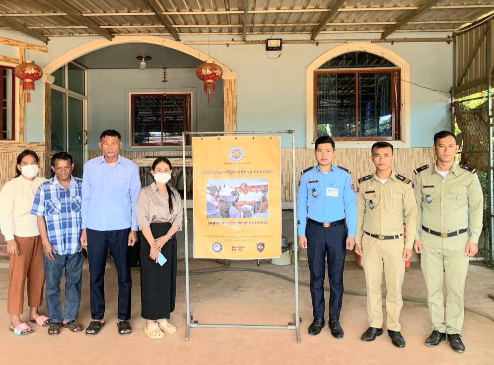 រដ្ឋបាលឃុំភ្ញីមាស បានចូលរួមជាមួយកម្លាំងប៉ុស្តិ៍នគរបាលរដ្ឋបាល ឃុំភ្ញីមាស ចុះផ្សព្វផ្សាយគោលនយោ បាយភូមិ ឃុំ មានសុវត្តិភាពទាំង ៧ចំណុច ផលប៉ះពាល់នៃការប្រើបា្រស់គ្រឿង ញៀន អ្នកចូលរួមសរុប ៣២នាក់ស្រី១៧ នាក់ ស្ថិតនៅភូមិកៀនក្រឡាញ់