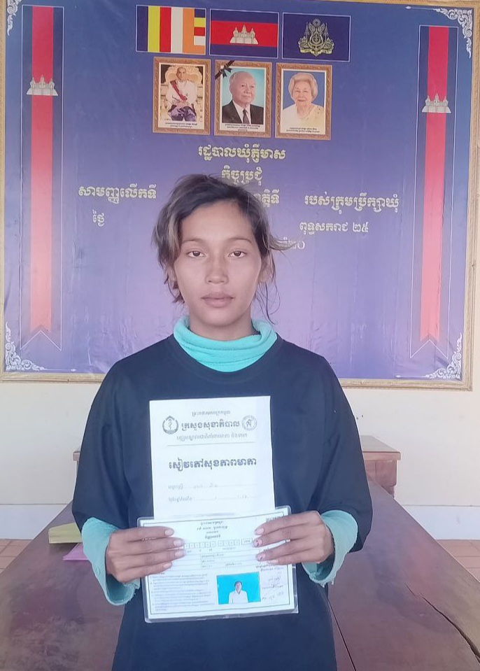 រដ្ឋបាលឃុំភ្ញីមាស បានចុះឈ្មោះស្ត្រីមានផ្ទៃពោះម្នាក់ឈ្មោះ ខេង នីតា អាយុ១៧ឆាំ្ន ចូលទៅក្នុងកម្មវិធីជាតិជំនួយសង្គមកញ្ចប់គ្រួសារ