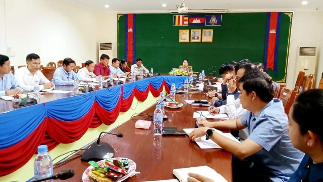 លោកស្រី ស៊ិន ចរិយា អភិបាលរង នៃគណៈអភិបាលក្រុង បានអញ្ជើញចូលរួមកិច្ចប្រជុំលើកទី៥ នៃក្រុម ការងារបច្ចេកទេសសម្រាប់តំបន់គ្រប់គ្រងសមុទ្រខេត្តកោះកុង