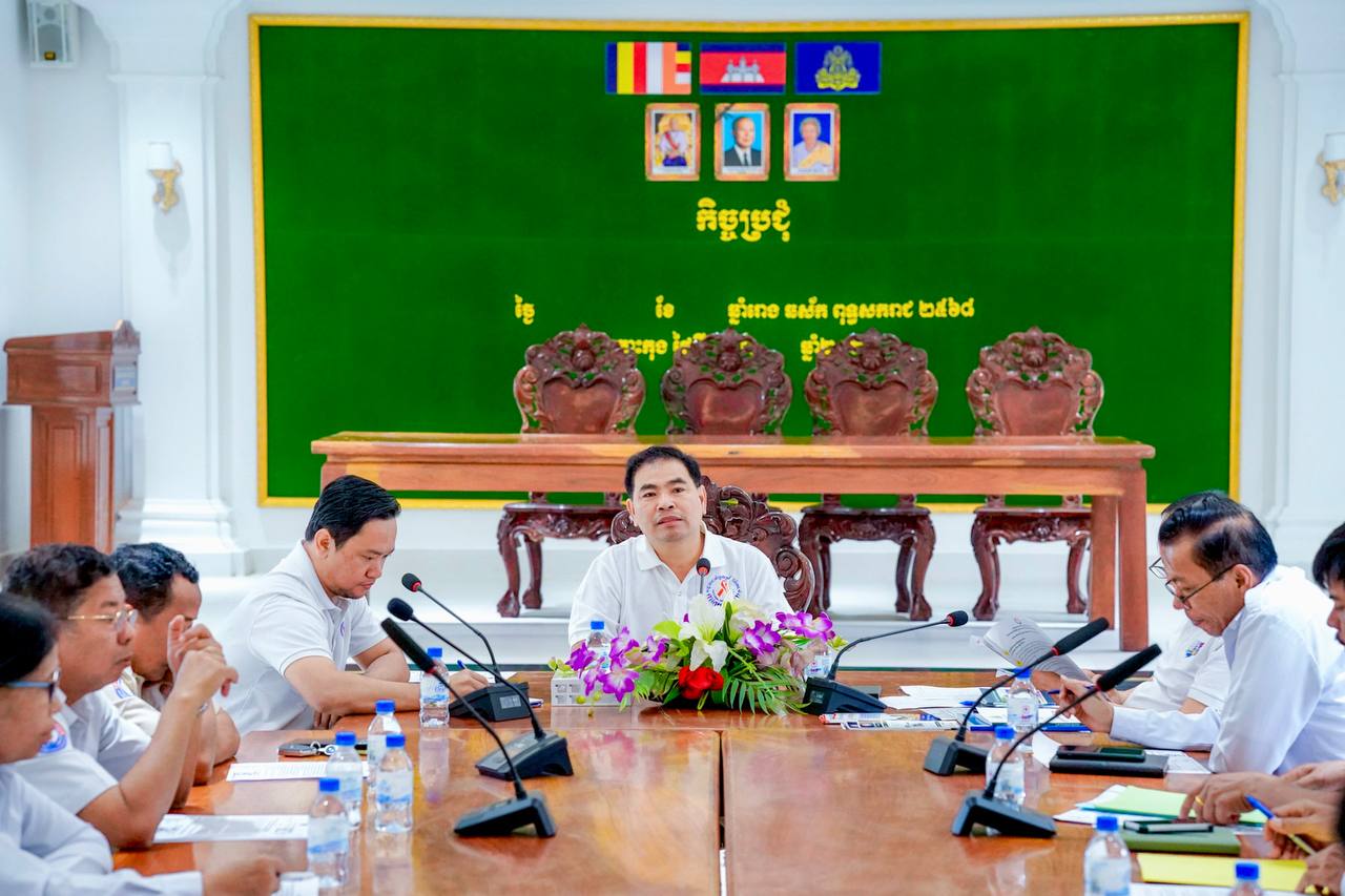 កម្មវិធីអប់រំផ្សព្វផ្សាយចំណេះដឹងស្តីពី មេរោគអេដស៍ ជំងឺអេដស៍ និងផលប៉ះពាល់នៃការប្រើប្រាស់ គ្រឿងញៀន ដល់មន្ត្រីរាជការ និងបុគ្គលិកកម្មករ នៃមន្ទីរសាធារណការ និងដឹកជញ្ជូនខេត្តកោះកុង។