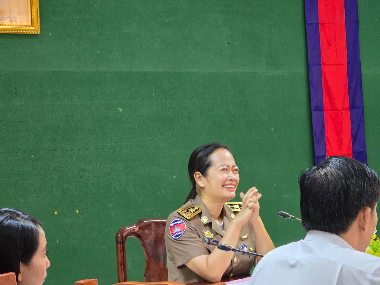 លោកស្រី​ សម្បូរ​ ដាលីន​ អនុប្រធានមន្ទីរ​វប្បធម៌​ និងវិចិត្រសិល្បៈខេត្ត បានអញ្ជេីញចូលរួមកិច្ចប្រជុំប្រចាំត្រីមាសទី៤ ឆ្នាំ២០២៤ របស់ក្រុមការងារពិសេសលុបបំបាត់ជំងឺគ្រុនចាញ់ថ្នាក់ខេត្ត