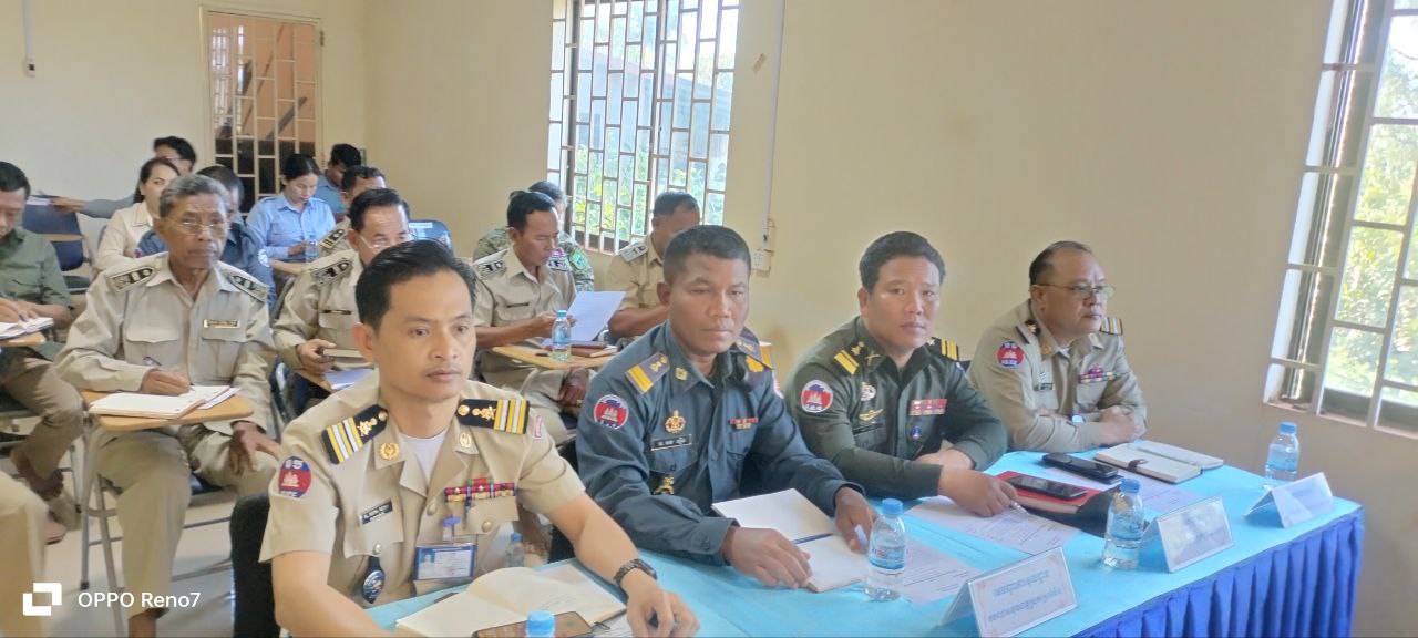 ​លោក​វរសេនីយ៍ទោ​ ឈន​ សុខុម​ អធិការរង តំណាងលោក​អធិការបានអញ្ជើញចូលរួមកិច្ចប្រជុំសាមញ្ញលើកទី៧ អាណត្តិទី៤ របស់ក្រុមប្រឹក្សាស្រុកស្រែអំបិល