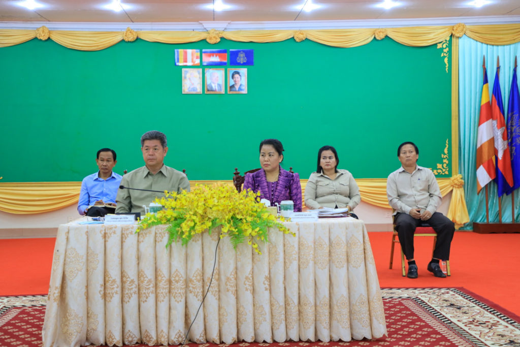 កិច្ចប្រជុំស្ដីពីការបើកដំណើរការសាលារៀនឡើងវិញ