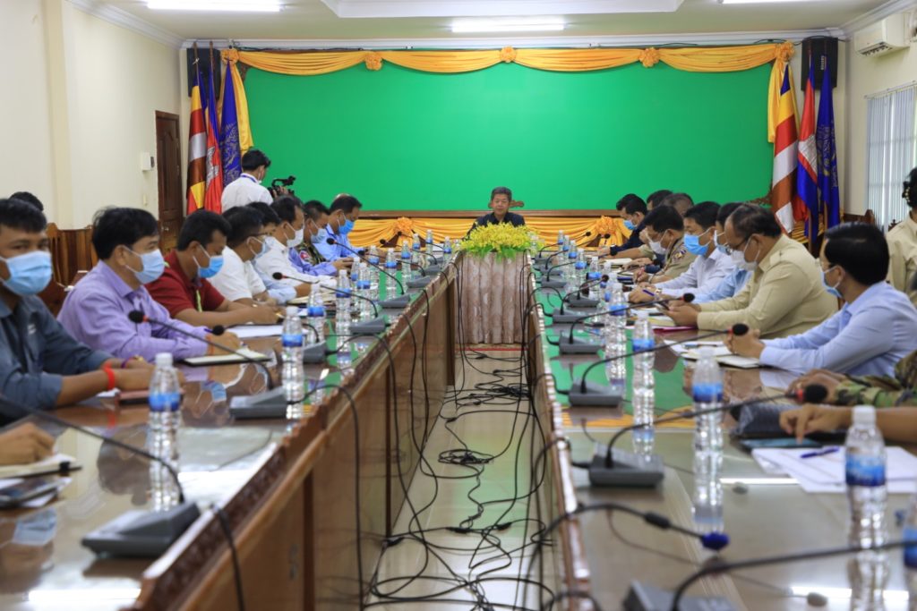 កិច្ចប្រជុំជាមួយក្រុមហ៊ុនស្ថាបនាផ្លូវ ទាំង៣៤ខ្សែ និងក្រុមហ៊ុនអ៊ុតបេទីមផ្លូវក្នុងក្រុងព្រះសីហនុ