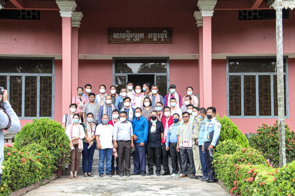 ឯកឧត្តម គួច ចំរើន អភិបាល នៃគណៈអភិបាលខេត្តព្រះសីហនុ បានដឹកនាំគណៈប្រតិភូខេត្តព្រះសីហនុ បានធ្វើដំណើរកម្សាន្តទៅកាន់ តំបន់ទេសចរណ៍ប្រវត្តិសាស្ត្រ