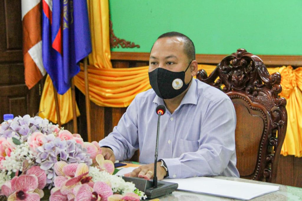 លោក ឡុង ឌីម៉ង់ អភិបាលរងខេត្តព្រះសីហនុ បានដឹកនាំកិច្ចប្រជុំសិក្សាវាយតម្លៃហេតុផលប៉ះពាល់បរិស្ថាន