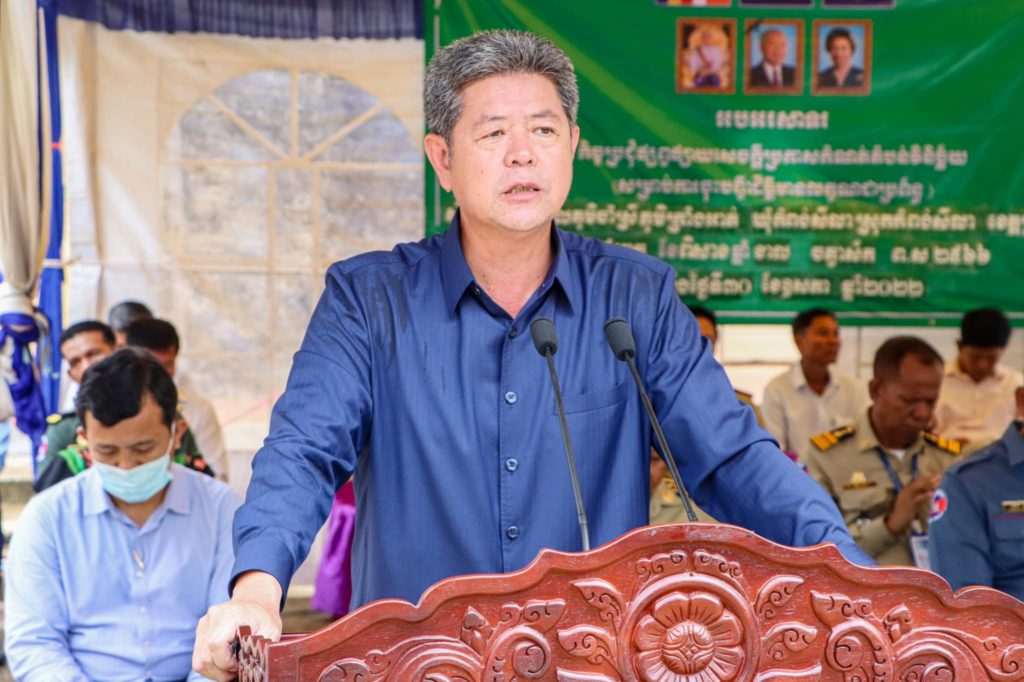 ឯកឧត្តម គួច ចំរើន អភិបាល នៃគណៈអភិបាលខេត្តព្រះសីហនុអញ្ជើញផ្សព្វផ្សាយសេចក្តីប្រកាសកំណត់តំបន់ធ្វើការវិនិច្ឆ័យចុះបញ្ជីដីធ្លីមានលក្ខណៈជាប្រព័ន្ធ ស្ថិតនៅស្រុកកំពង់សីលា