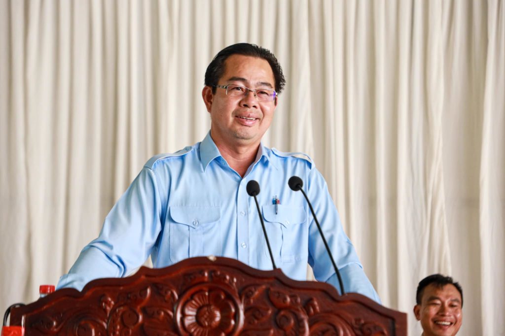 ឯកឧត្តម ម៉ាង ស៊ីណេត អភិបាលរងខេត្តព្រះសីហនុ អញ្ជើញផ្សព្វផ្សាយរបបសន្តិសុខសង្គមផ្នែកប្រាក់សោធន សម្រាប់បុគ្គលទាំងឡាយណាដែលស្ថិតនៅក្រោមបញ្ញតនៃច្បាប់ ស្តីពីការងារជូនកម្មករ កម្មការិនី ប្រមាណ ២០០០ នាក់