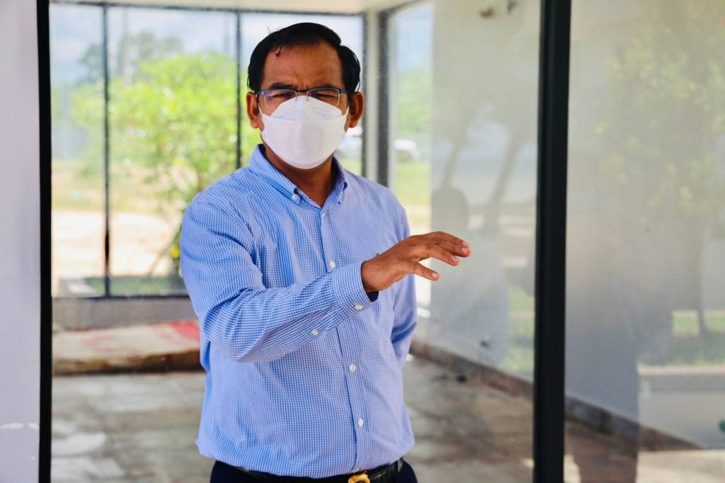 លោក អ៉ី សុខឡេង អភិបាលរងខេត្តព្រះសីហនុ ដឹកនាំក្រុមការងារចុះត្រួតពិនិត្យសណ្ដាប់ធ្នាប់បរិស្ថានអនាម័យបន្ទប់ទឹកសាធារណៈតាមតំបន់ឆ្នេរ