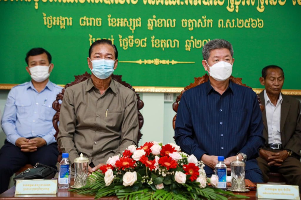 ឯកឧត្តម វង្ស ផាណាត ប្រធានក្រុមប្រឹក្សាខេត្ត និងឯកឧត្តម គួច ចំរើន អភិបាល នៃគណៈអភិបាលខេត្តព្រះសីហនុ អញ្ជើញជាគណៈអធិបតីប្រកាសចូលកាន់មុខតំណែងអភិបាលរងស្រុកព្រៃនប់ចំនួន ៣រូប