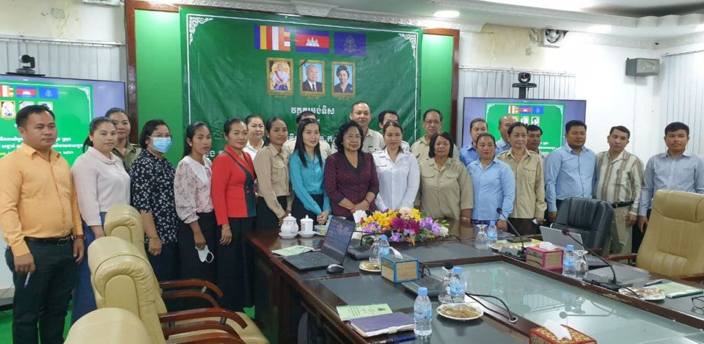 លោកជំទាវ ប្រាក់ ច័ន្ទសុខា ប្រធានគណៈកម្មាធិការពិគ្រោះយោបល់កិច្ចការស្ត្រី និងកុមារខេត្តព្រះសីហនុ អញ្ជើញបានបើកវគ្គតម្រង់ទិស ស្តីពីតួនាទី និងភារកិច្ចរបស់គណៈកម្មាធិការពិគ្រោះយោបល់កិច្ចការស្ត្រី និងកុមារ