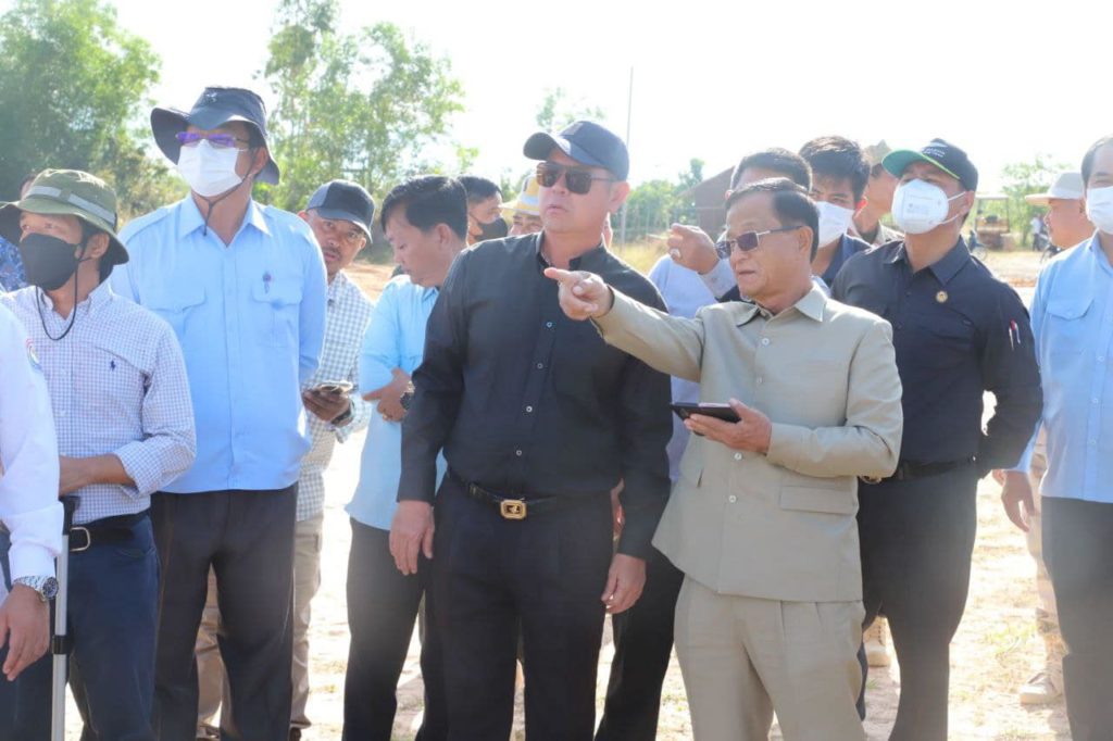 ឯកឧត្តម នាយឧត្តមសេនីយ៌ យូ ស៊ុនឡុង ឯកឧត្តម ហ៊ុន ស៊ីថា និងឯកឧត្តម គួច ចំរើន បានអញ្ជើញចុះពិនិត្យទីតាំង និងបន្តប្រជុំពិភាក្សារៀបចំផែនការការពារ សម្តេចអគ្គមហាសេនាបតីតេជោ ហ៊ុន សែន