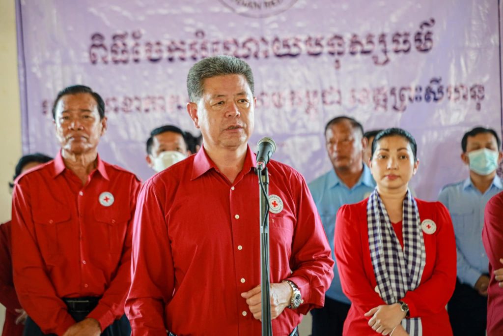 ឯកឧត្តម គួច ចំរើន អញ្ជើញសំណេះសំណាលជាមួយប្រជាពលរដ្ឋរងគ្រោះដោយខ្យល់កន្រ្តាក់ចំនួន ១២១៦គ្រួសារ