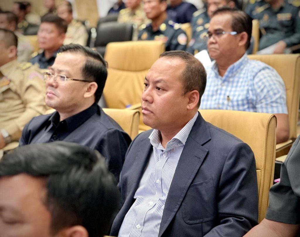 លោក ឡុង ឌីម៉ង់ អភិបាលរងនៃគណៈអភិបាល បានអញ្ជើញចូលរួមកិច្ចផ្សព្វផ្សាយផែនការ ការពារសន្តិសុខ សណ្តាប់ធ្នាប់ និងសង្រ្គោះ ក្នុងឱកាសប្រារព្ធព្រះរាជពិធីបុណ្យអុំទូក បណ្តែតប្រទីប និងសំពះព្រះខែ អកអំបុក ឆ្នាំ២០២៣