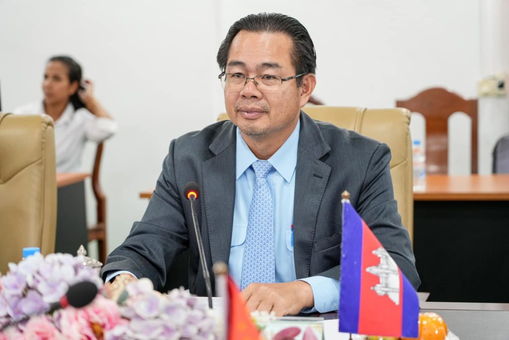 លោក ម៉ាង ស៊ីណេត អភិបាលរងខេត្តព្រះសីហនុ ជំនួបសម្តែងការគួរសម និងពិភាក្សាការងារជាមួយគណៈប្រតិភូខេត្តលាវនីញដឹកនាំដោយលោក  Yu Yanliang