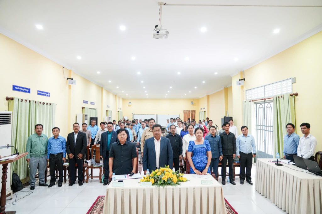 ឯកឧត្តម ឡៅ សុខារម្ម និងលោក គង់ វិតាណៈបានអញ្ជើញដឹកនាំកិច្ចប្រជុំត្រួតពិនិត្យវឌ្ឍនភាពការងាររបស់ក្រុមការងារដឹកនាំសម្របសម្រួលវិស័យសន្តិសុខស្បៀង​ និងអាហាររូបត្ថម្ភខេត្តព្រះសីហនុឆ្នាំ២០២៣ និងអនុវត្តទិសដៅការងារឆ្នាំ២០២៤