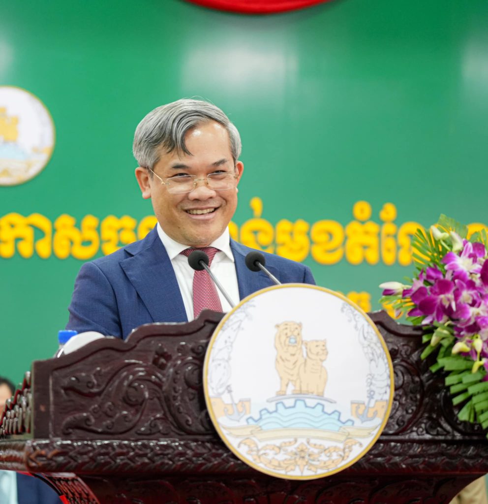 ពិធីប្រកាសចូលកាន់តំណែងជាអភិបាលរង នៃគណៈអភិបាលខេត្តព្រះសីហនុ ក្រោមអធិបតីភាព ឯកឧត្តម ប្រាក់ សំអឿន