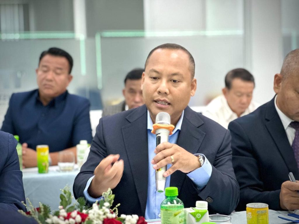 លោក ឡុង ឌីម៉ង់ ស្នើឱ្យគណៈប្រតិភូខេត្តតៃនិញសិក្សាលទ្ធភាពបើករោងចក្រផលិត ផលិតផលសម្រេច ឬពាក់កណ្តាលសម្រេចនៅកម្ពុជា