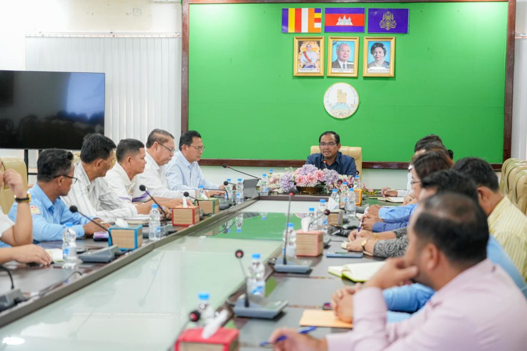 លោក អ៉ី សុខឡេង អភិបាលរងខេត្តព្រះសីហនុ ដឹកនាំកិច្ចប្រជុំ បិទបញ្ចប់ការផ្ទៀងផ្ទាត់ការបន្ទោបង់ពាសវាលពាសកាល (ODF) ថ្នាក់ក្រុង ស្រុក