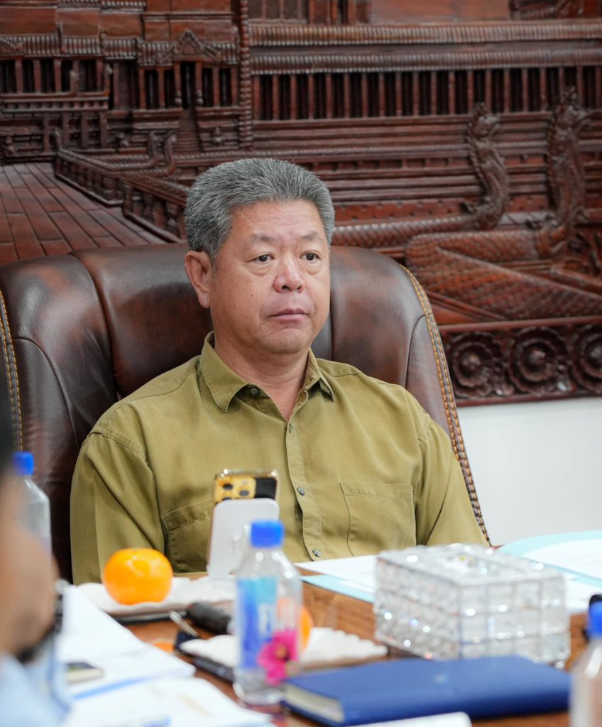 ឯកឧត្តម គួច ចំរើន អភិបាល នៃគណៈអភិបាលខេត្តព្រះសីហនុ និងជាប្រធានអនុគណៈកម្មាធិការវិនិយោគខេត្តព្រះសីហនុ បានអញ្ជើញដឹកនាំកិច្ចប្រជុំអនុគណៈកម្មាធិការវិនិយោគខេត្តព្រះសីហនុ (អ.គ.វ.ខ.ស.ន)